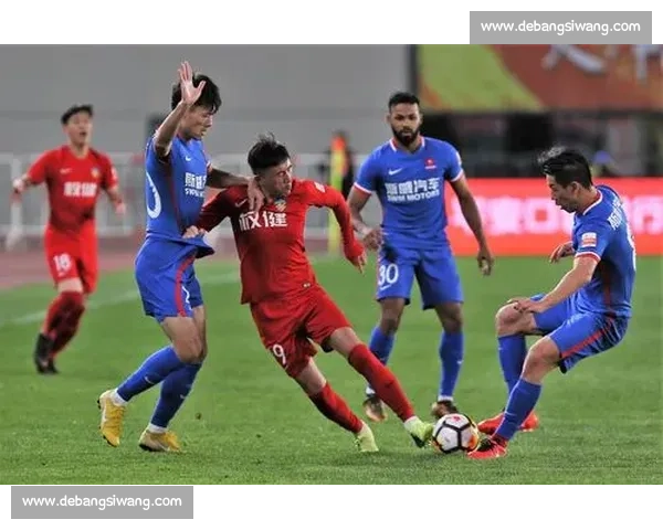 重庆当代主场迎战天津权健,两队胜负关键与球员状态解析 重庆当代主场迎战天津权健,两队胜负关键与球员状态解析